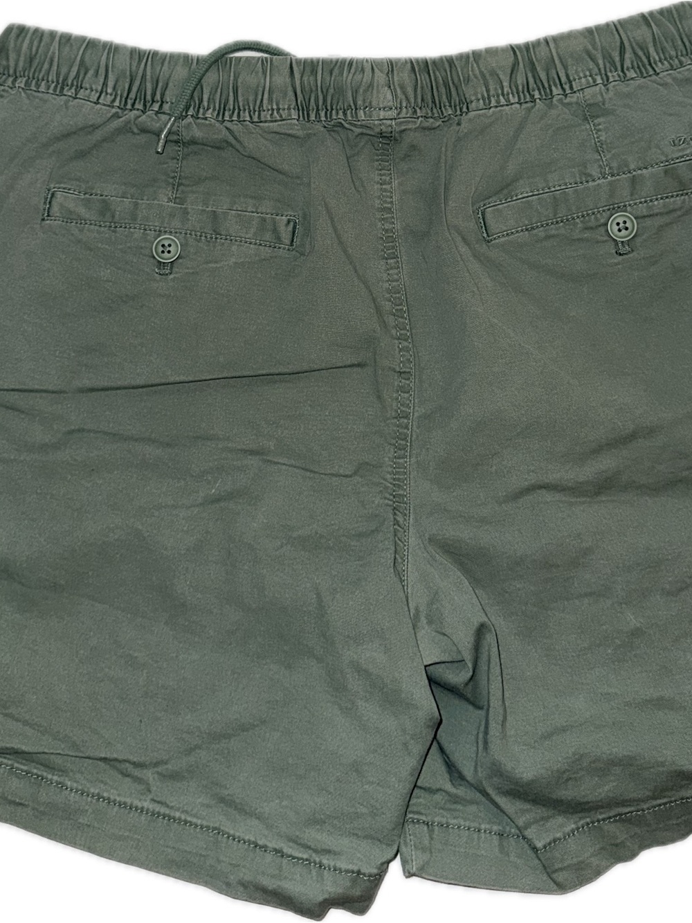 IZOD Salt Water stretch. Size large. Casual Drawstring Shorts in Olive Green. - Picture 2 of 5